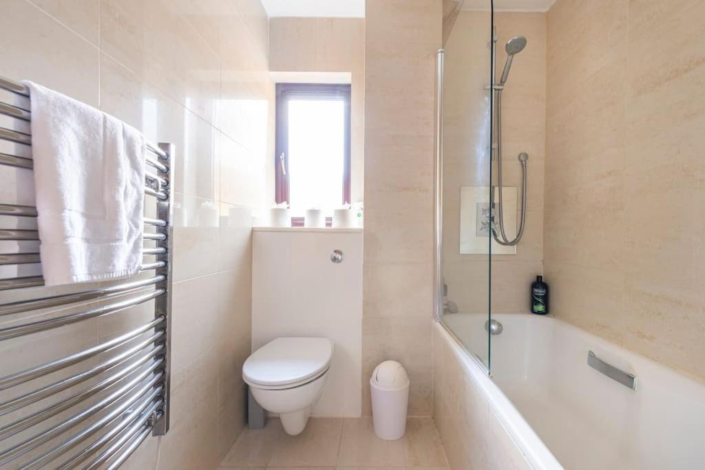 Apartment Wapping - Tobacco Docks - Modern Flat *